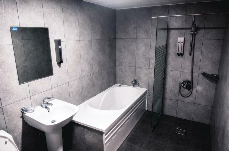 Kimchee Busan Downtown Guesthouse Ngoại thất bức ảnh
