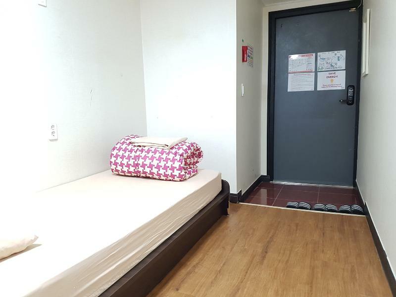 Kimchee Busan Downtown Guesthouse Ngoại thất bức ảnh